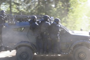 Police SWAT undergoing training